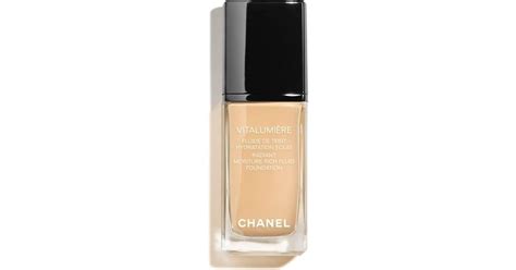 chanel vitalumière foundation 30 beige|Chanel vitalumiere moisture.